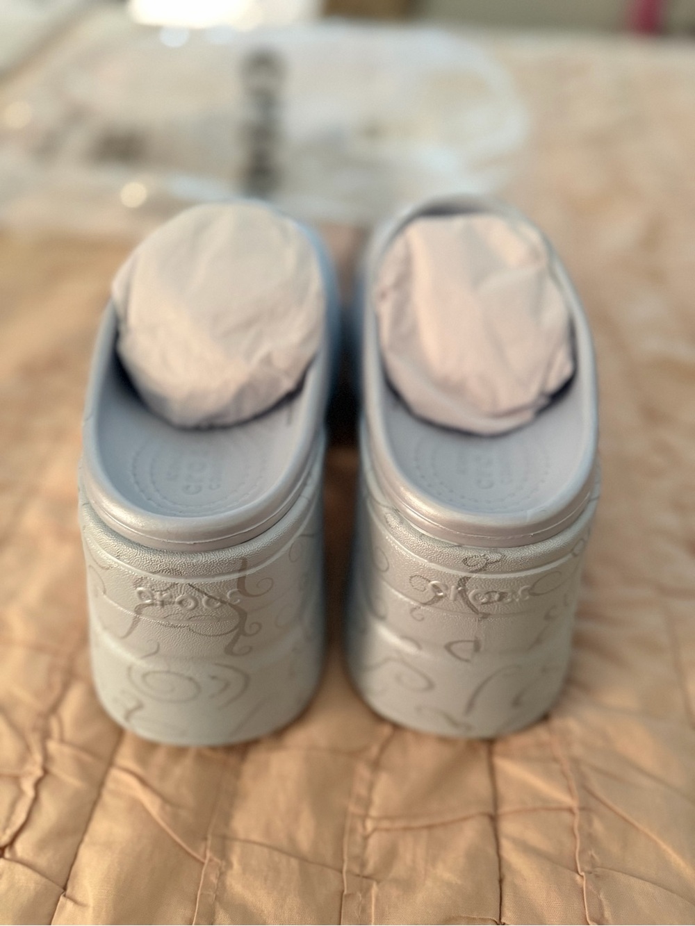Cinderella Platform Clogs by Crocs (M5/W7) - Picture 7 of 8